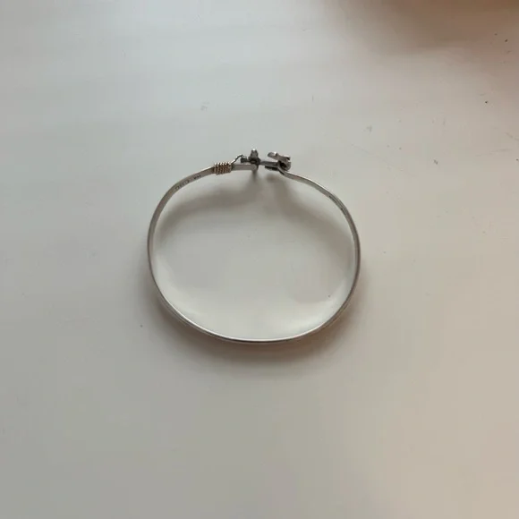 Cape Cod Anchor Bracelet - Picture 4 of 5